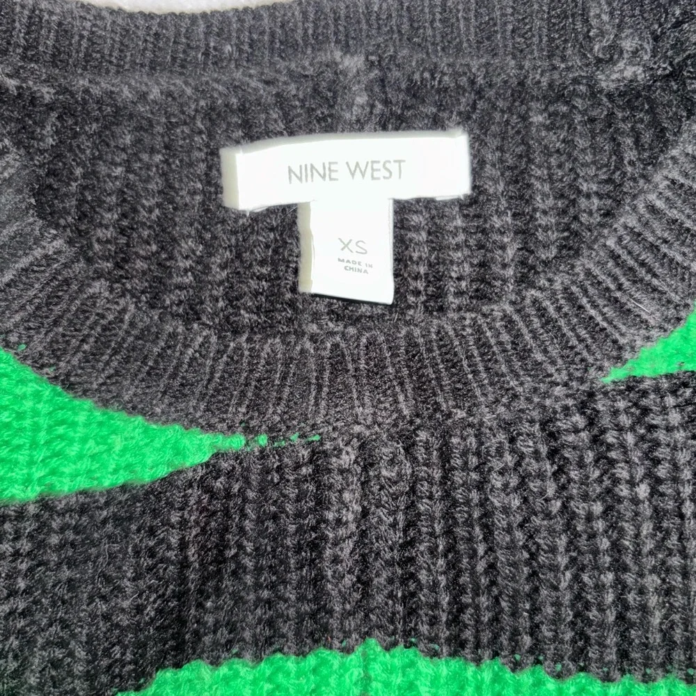 Nine West XS‎ Green And Black Knit Sweater - Picture 2 of 8